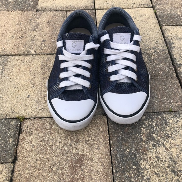 Women's Guess Sneakers - Picture 3 of 7